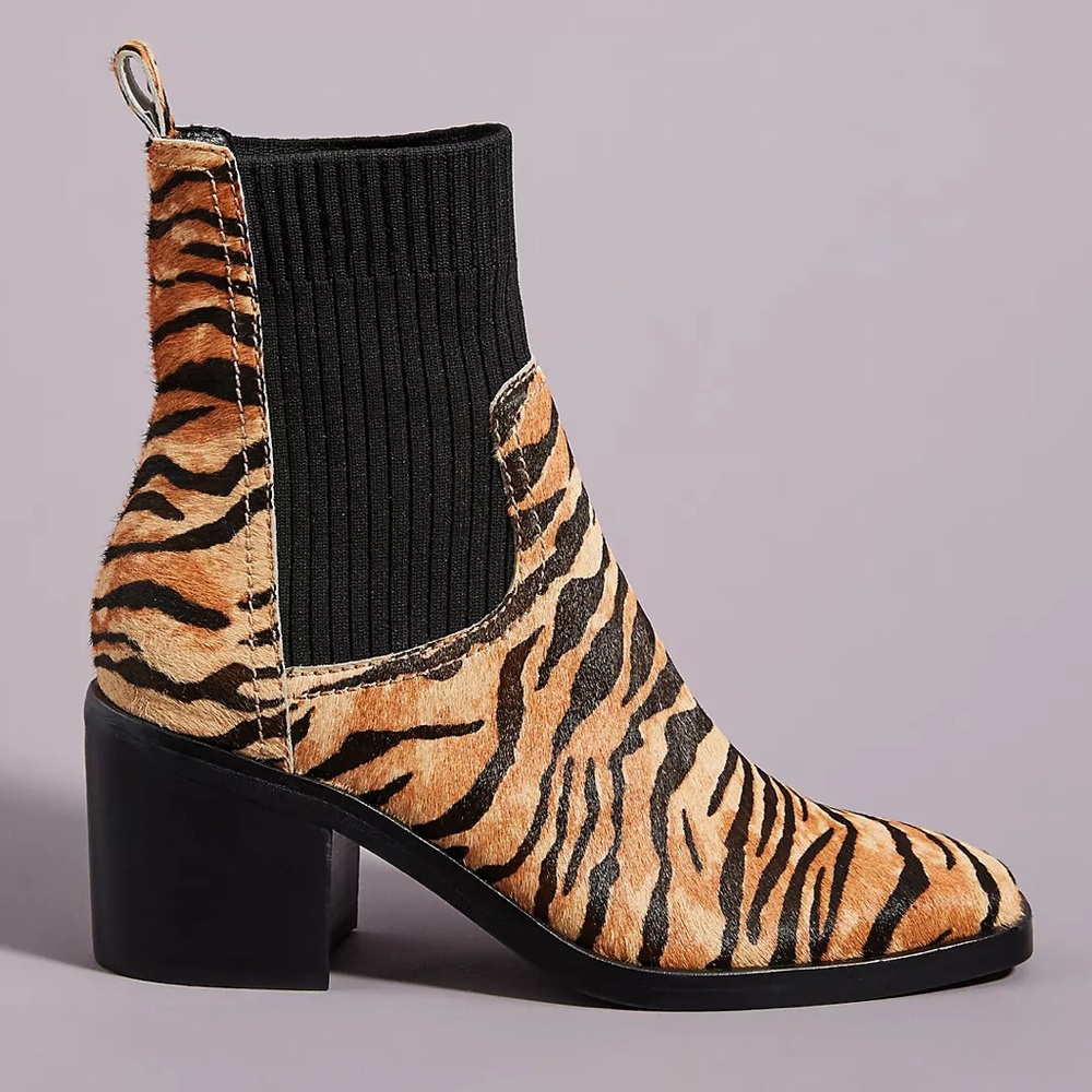 NEW! Anthropologie Silent D Nirvani Knit Tiger Print Chelsea Boots Size 37